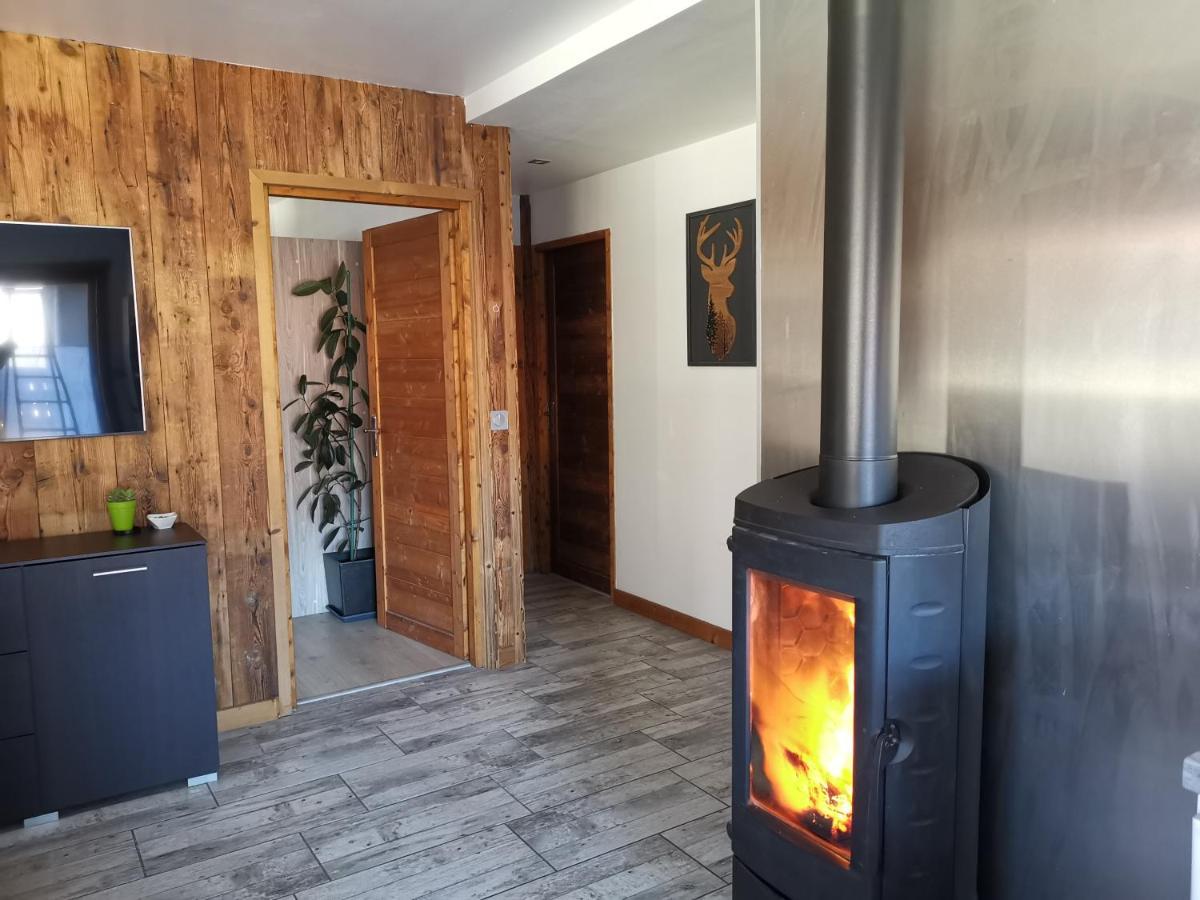 Maison De Village Au Pied Des 3 Vallees Villarlurin エクステリア 写真