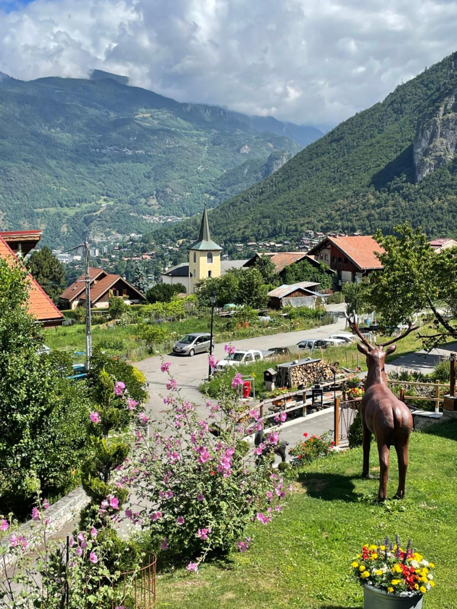 Maison De Village Au Pied Des 3 Vallees Villarlurin エクステリア 写真